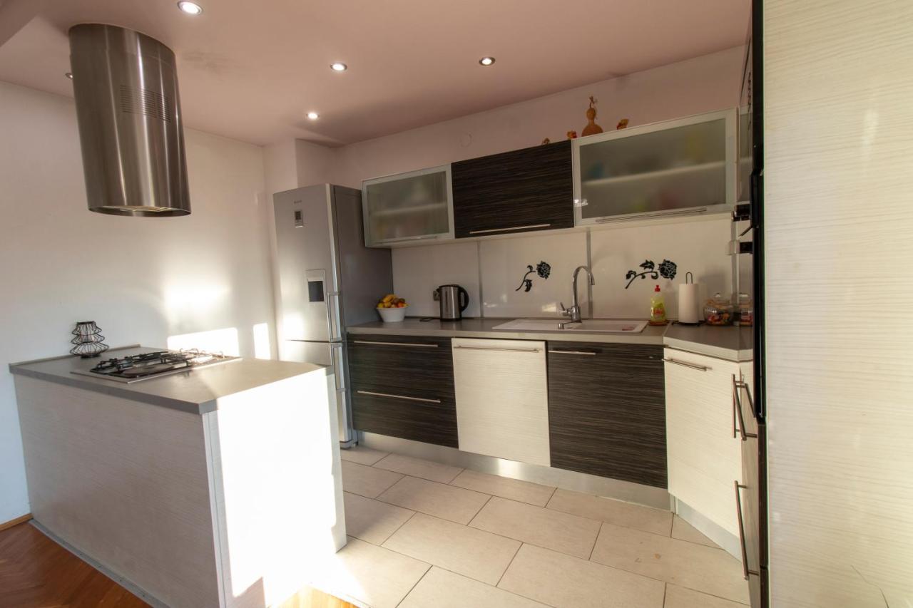 Melanie Apartment Privlaka  Luaran gambar