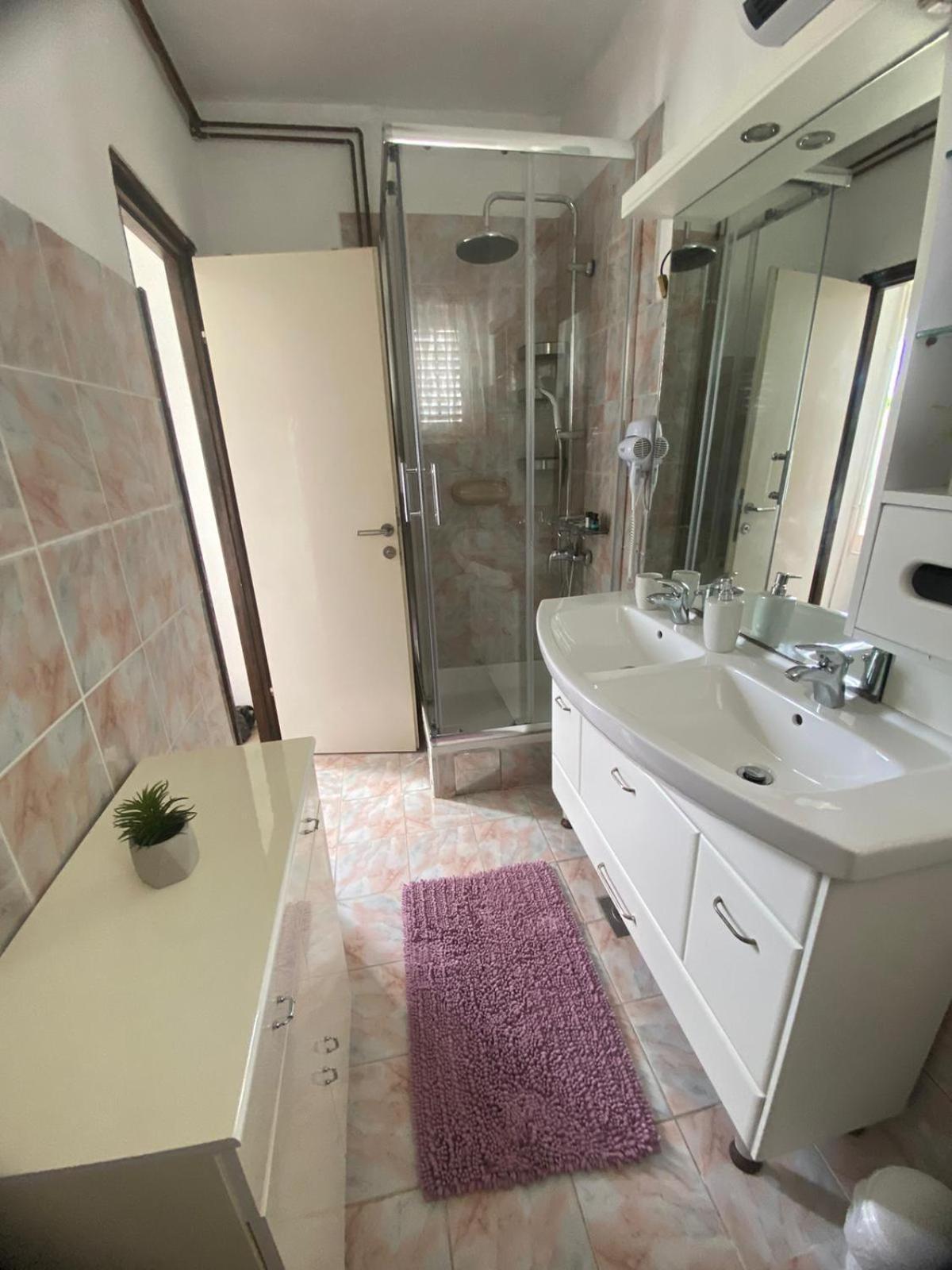 Melanie Apartment Privlaka  Luaran gambar