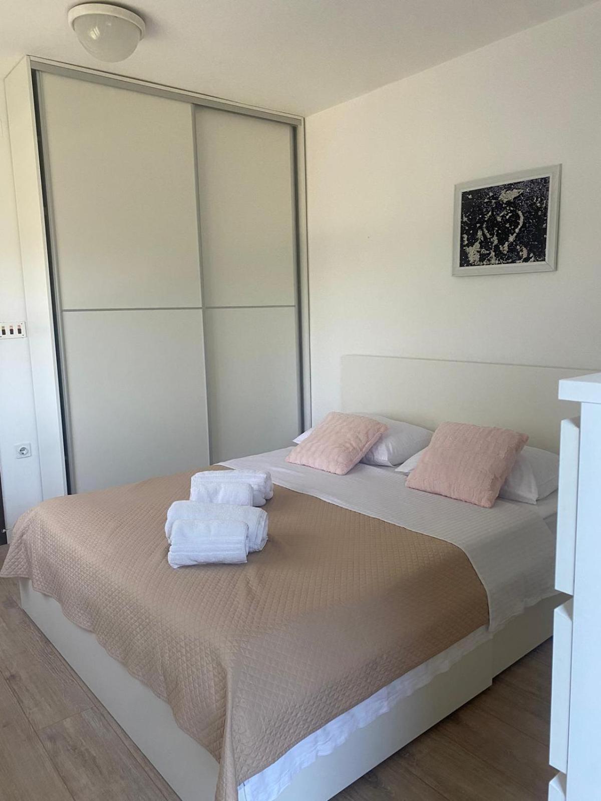 Melanie Apartment Privlaka  Luaran gambar